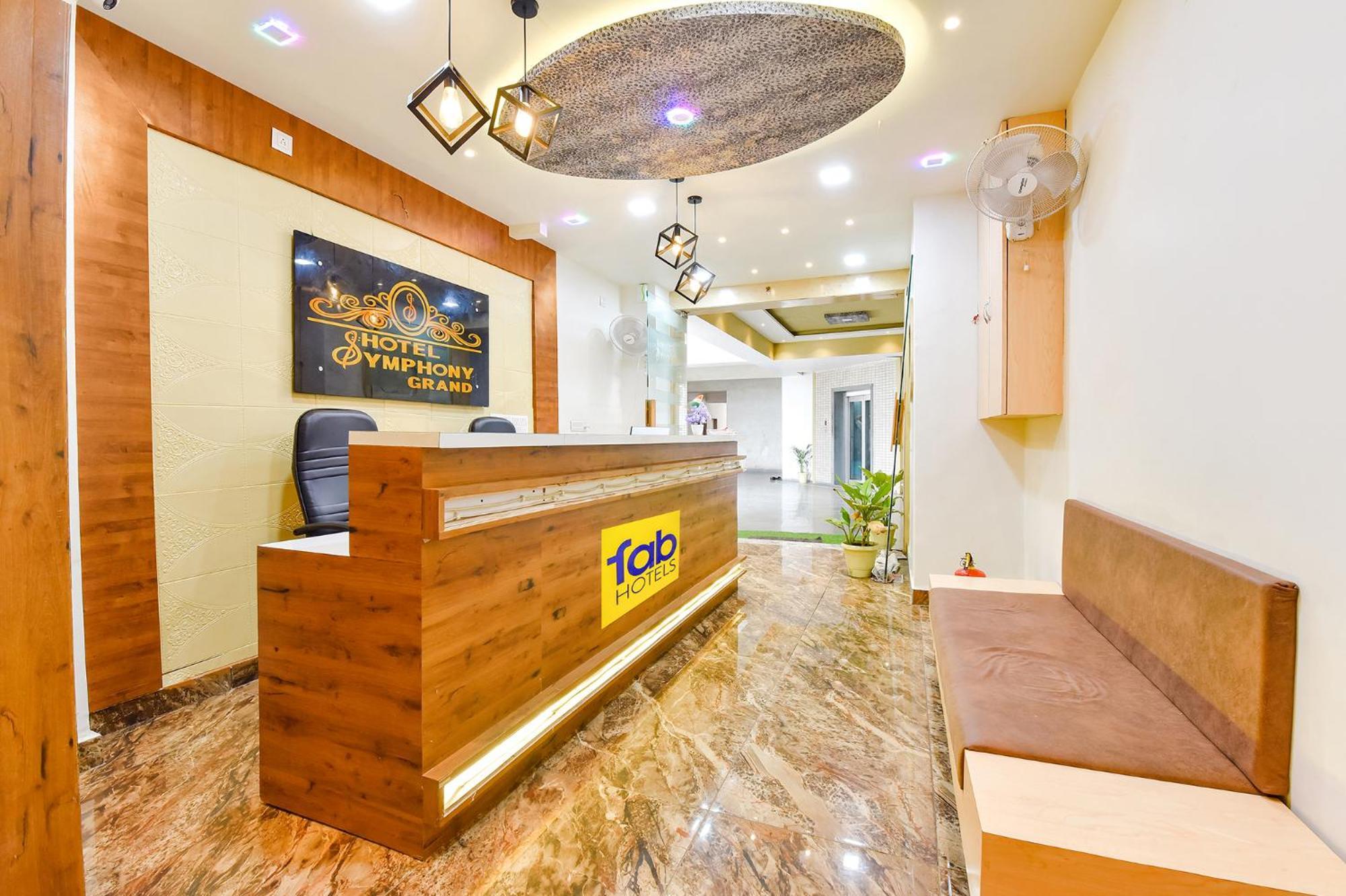 Fabhotel Symphony Grand Ahmadabad Zewnętrze zdjęcie