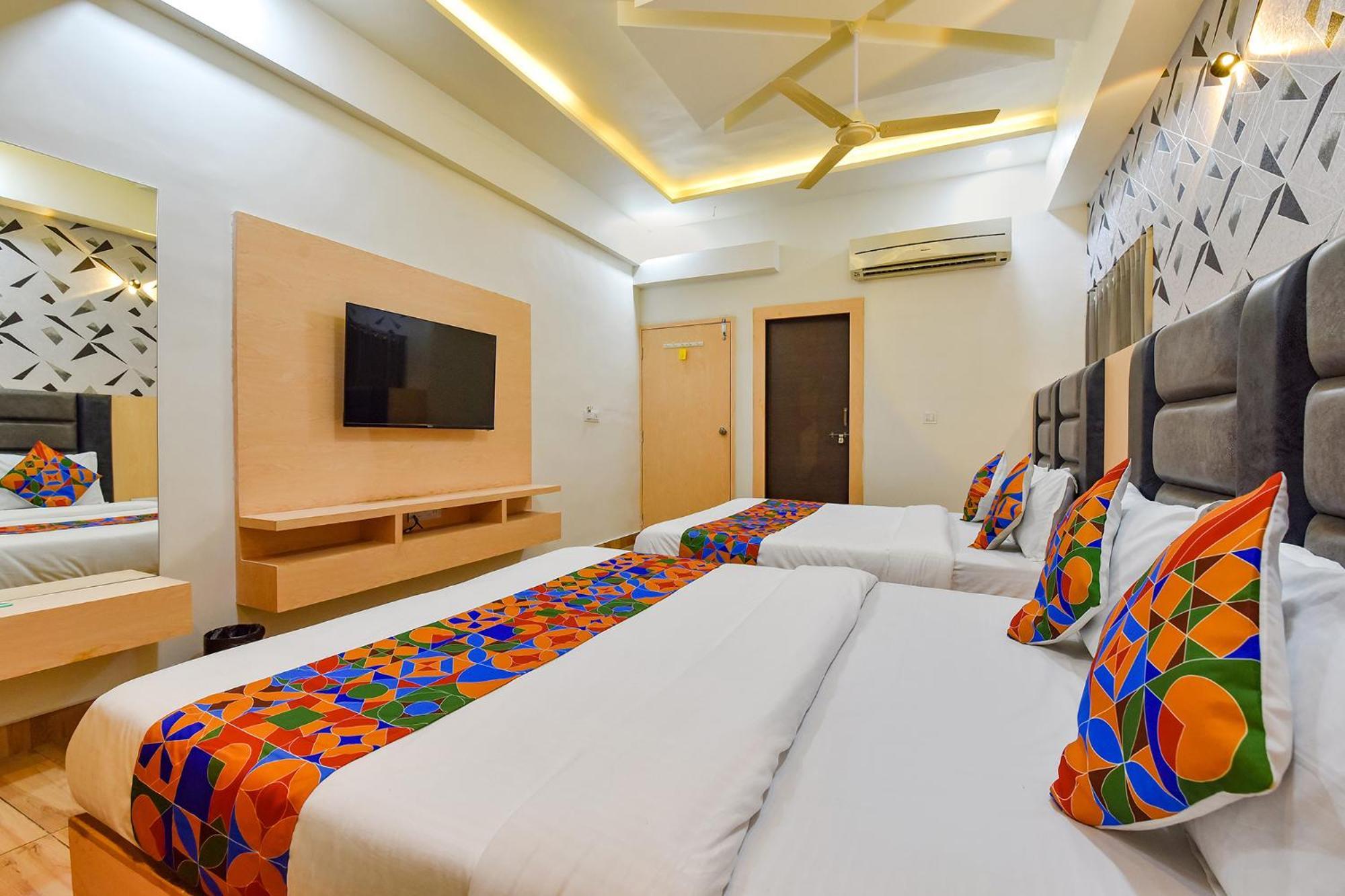 Fabhotel Symphony Grand Ahmadabad Zewnętrze zdjęcie