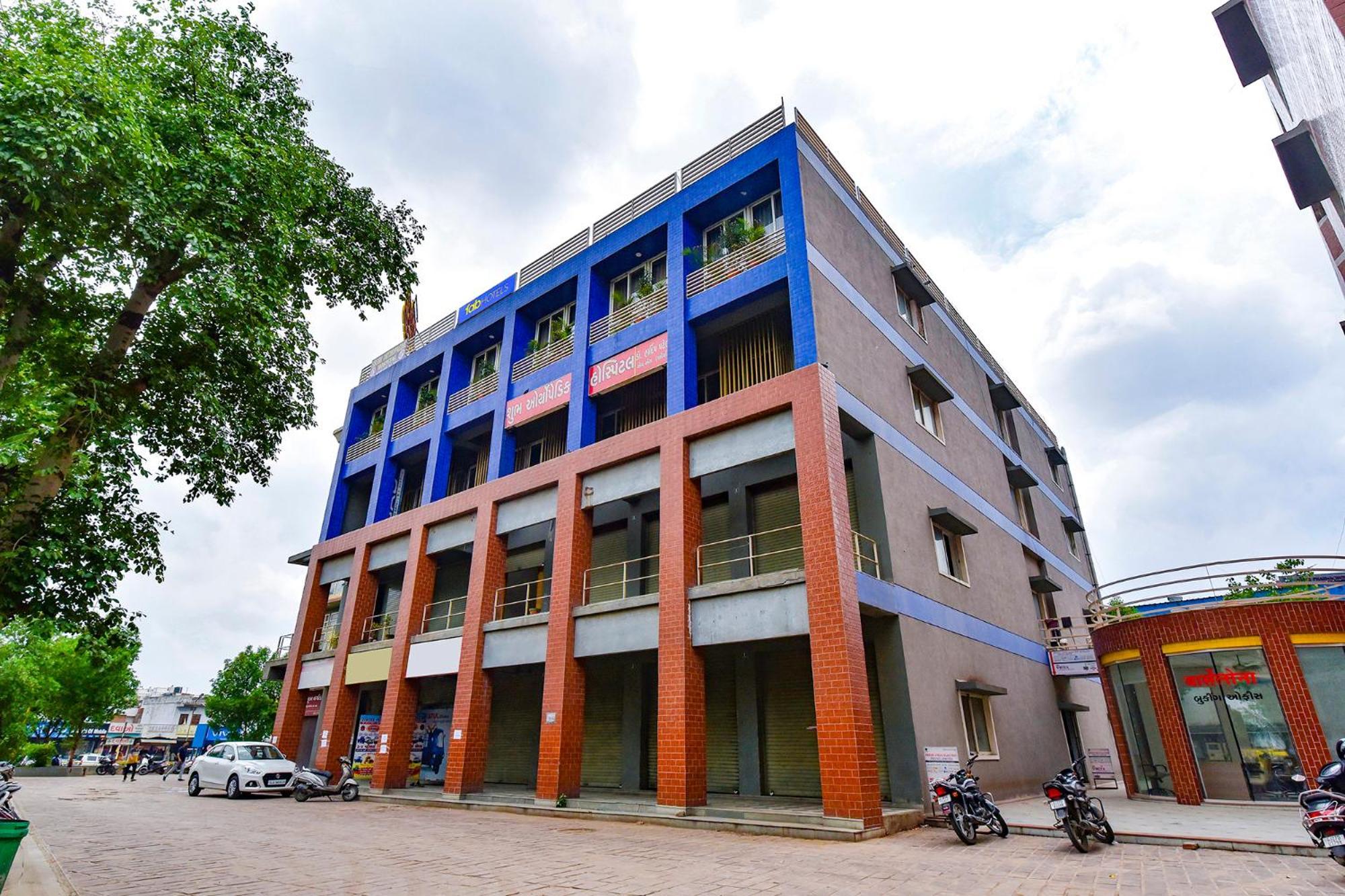 Fabhotel Symphony Grand Ahmadabad Zewnętrze zdjęcie